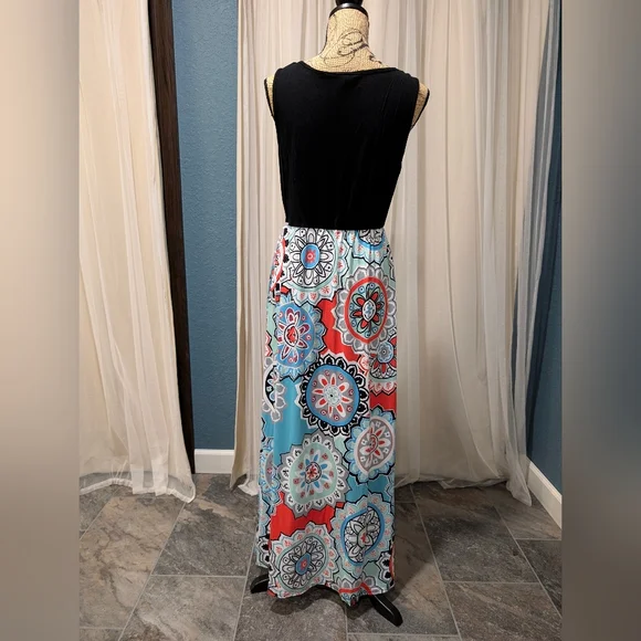 Maxi Dress - Picture 5 of 6